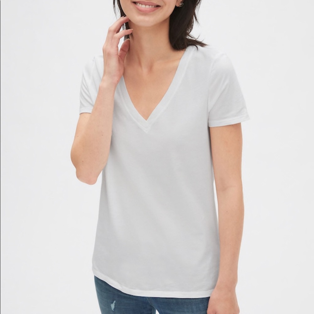GAP Basic V-neck T-shirt purple extra small